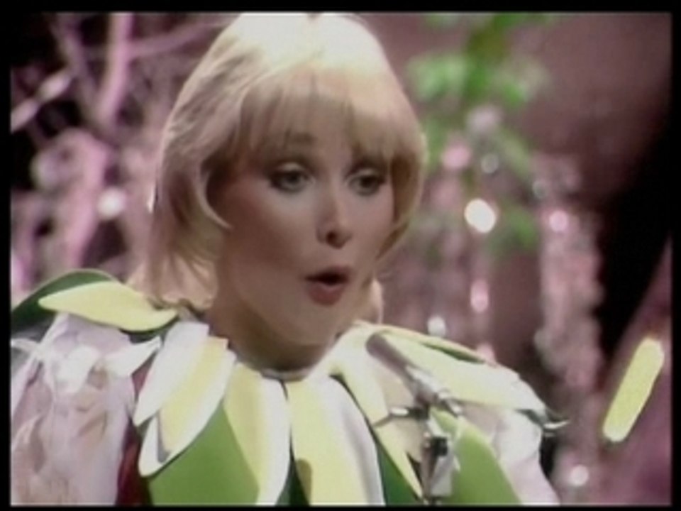 Bucks Fizz - The Land Of Make Believe (Top Of The Pops)