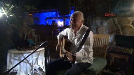 Bodrum - Yarım Asır Sonra Başka Kadınla Sahneye Çıktı