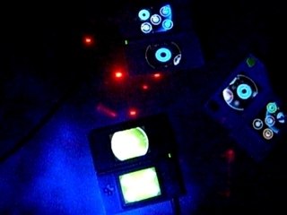 3 Nintendo DS playing Electroplankton 01