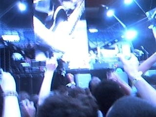 extrait du concert du 6 juillet 2007 des red hot chili peppe