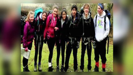 Shahrukh Khan's Son Aryan Khan CAUGHT With Girls ! Latest News ! News Adda