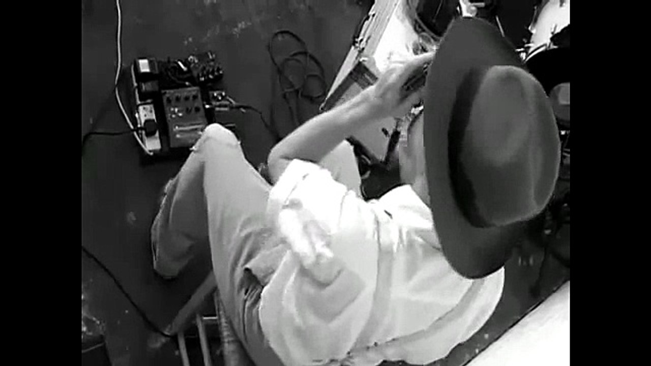 Son of Dave - Harder, Better, Faster, Stronger (Daft Punk Cover)