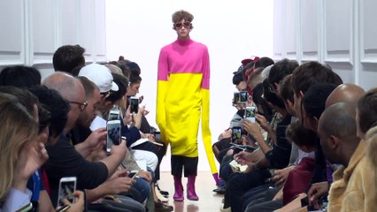 J.W. Anderson- collection HOMME printemps-été 2017 à Londres