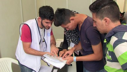 Pre-registration for refugees starts at Athens old airport