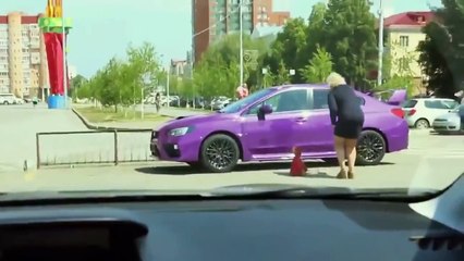 Этот автомобиль шокировал прохожих