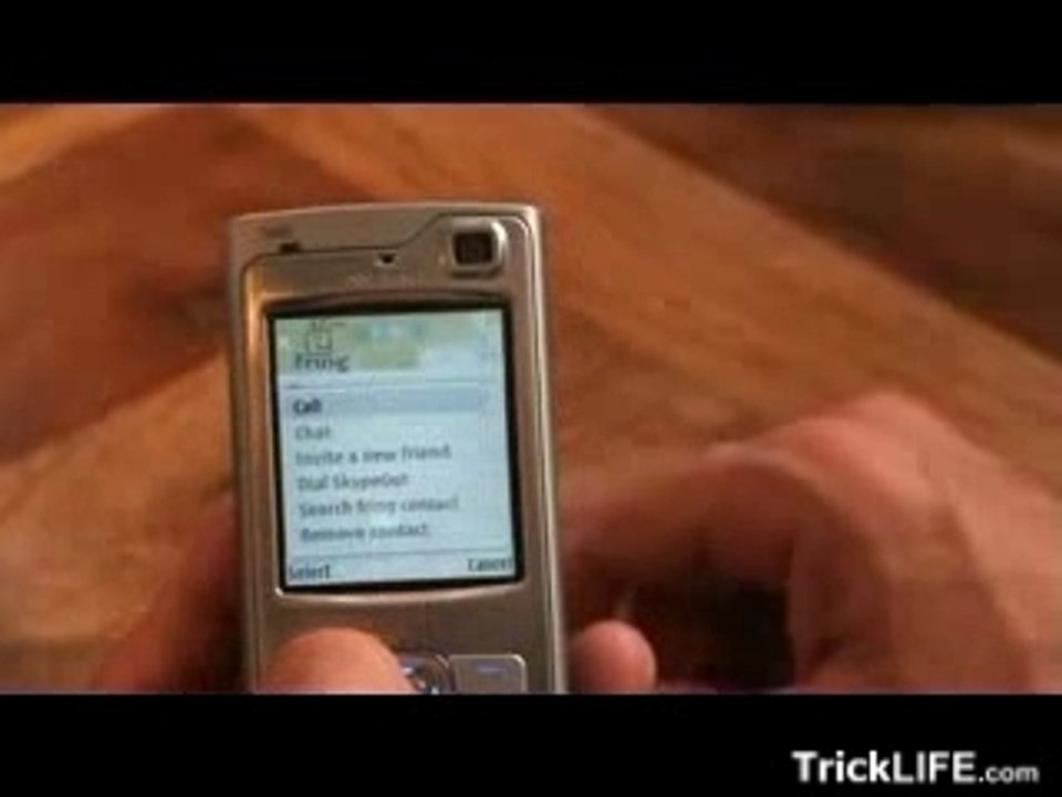 (HOW) to make a free call using fring