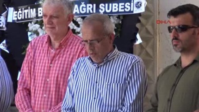 Trabzon - Patnos?ta Kazada Hayatını Kaybeden Öğretmen Trabzon'da Son Yolculuğuna Uğurlandı