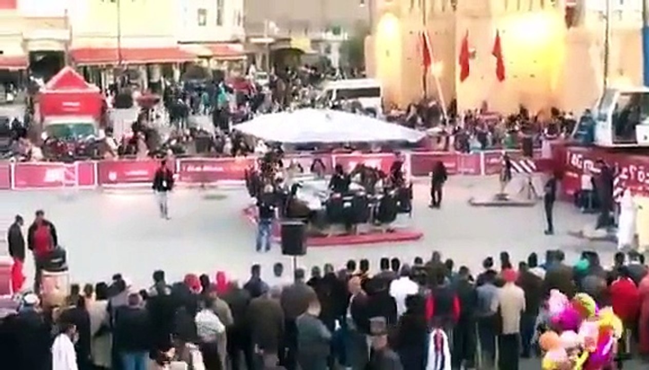 Check Out What happened With These Rich Arabians