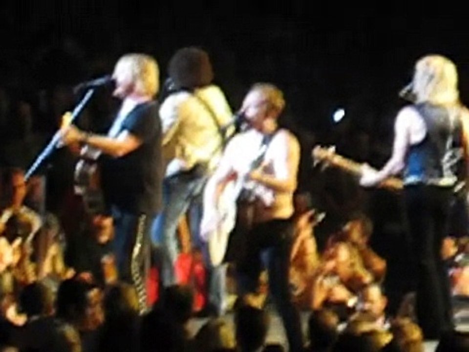 Def Leppard- Two Steps Behind- DTE July 24 2007
