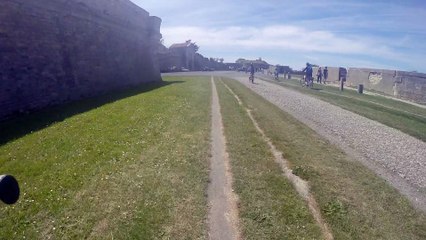 GOPR0169 Saint Martin de Ré devant la prison