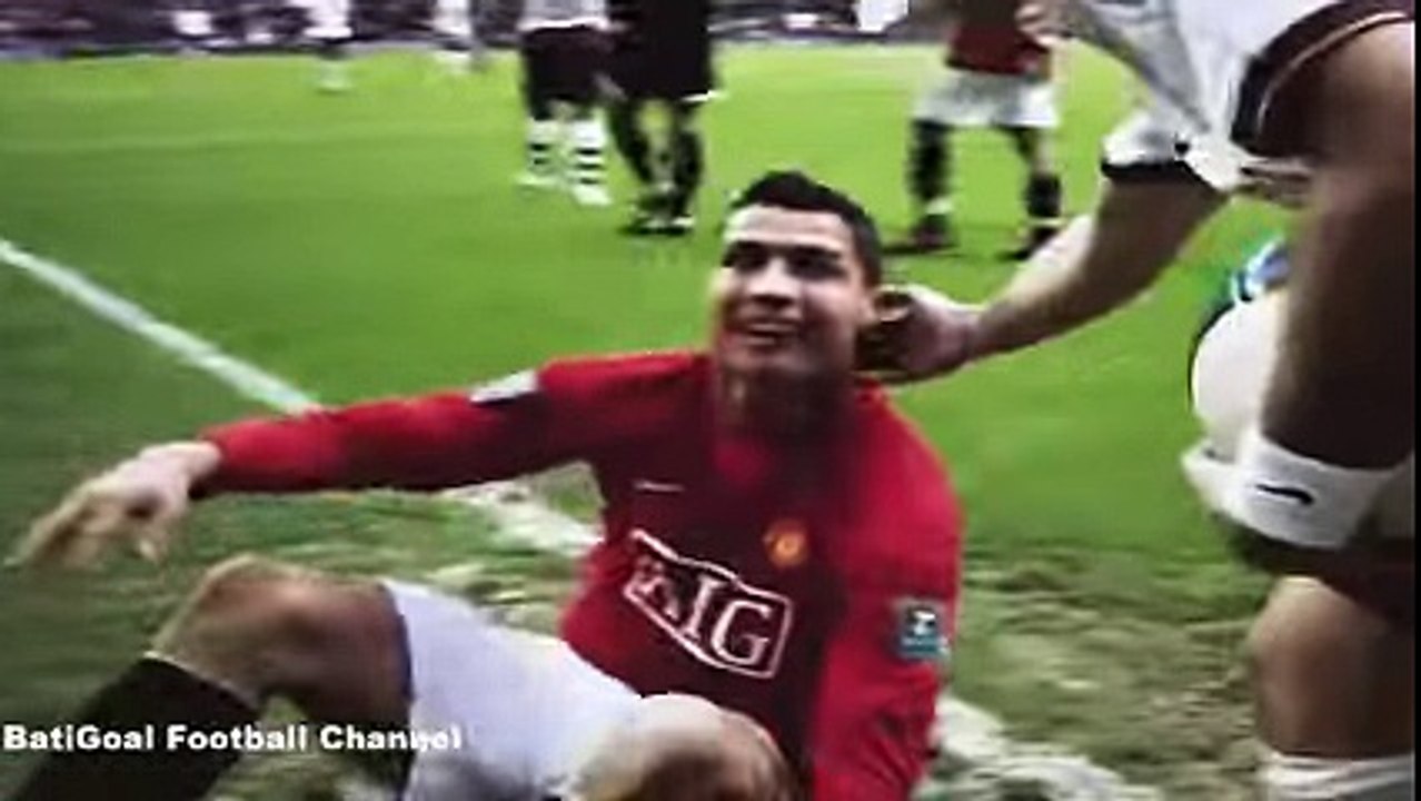 أغرب 10 محاولات مضحكة لاضاعة الوقت فى تاريخ كرة القدم - HD