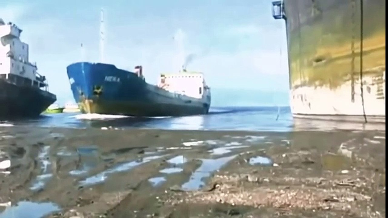 Top 10 Ship Crash Compilation