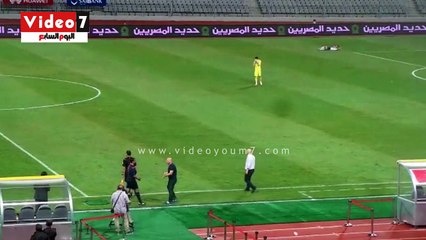 بالفيديو.. شاهد انفعال التوأم بسبب سقوط لاعب المصرى أمام الأهلى