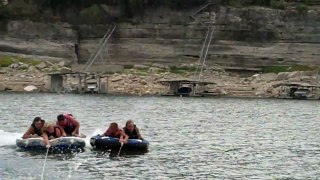 Extreme tubing wars 28