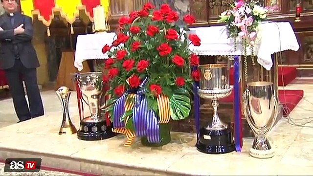 El Barcelona ofrece sus títulos a la Basílica de la Mercé