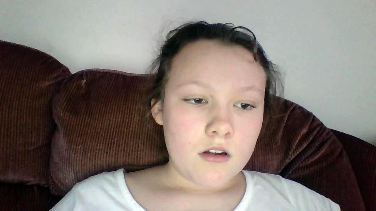 singing ''Dream'' by sqaishey