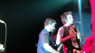 The Maine (TLA in philly 5/26) - John singing and saying goodbye