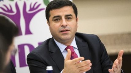 Demirtaş'tan Altan Tan'a Cevap: Biz Aynı Yerdeyiz, Yolunu Şaşıranlar Bulsun