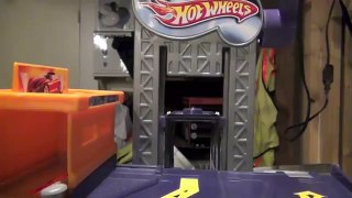 Hot Wheels Mega Garage Playset