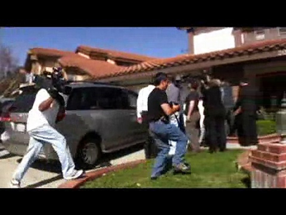 File: Octuplets mom draws media to La Habra neighborhood - 2010-01-26