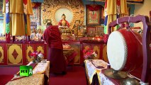 Kalmykia: the monks' white path. A monk crosses the steppes of Europe's only Buddhist republic on foot