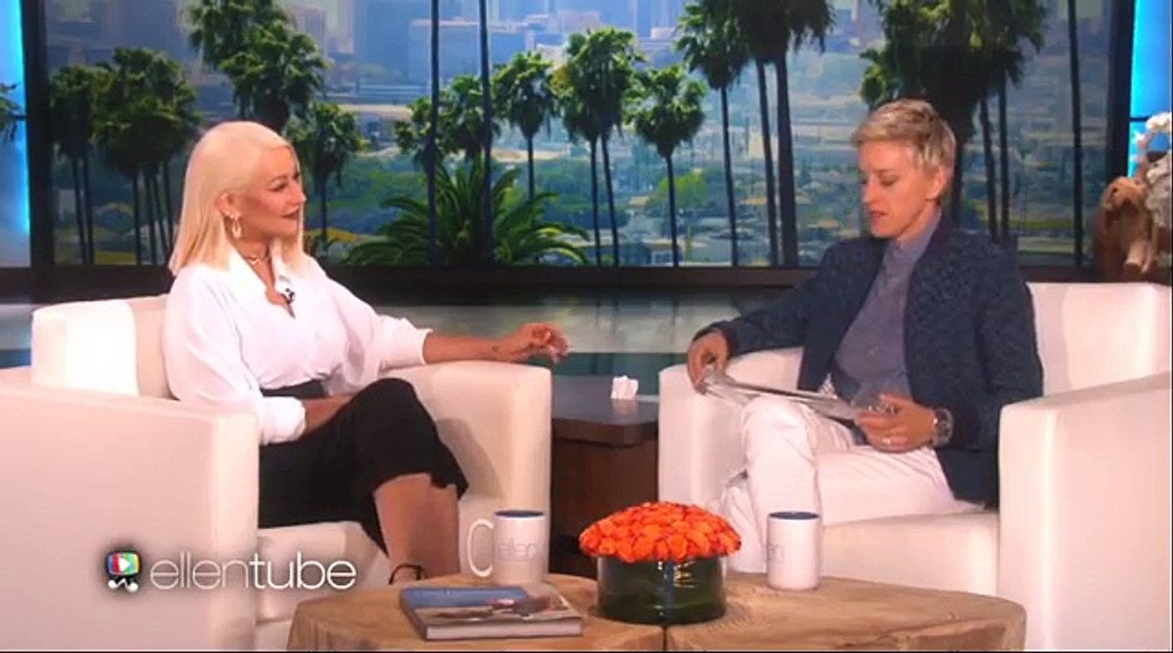Christina Aguilera Sings Whitney Houston,Beyonce,Madonna,Adele on Ellen