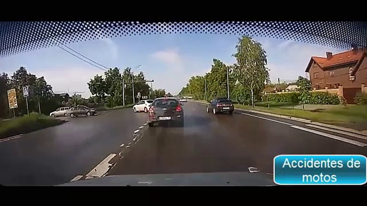 Accidentes de motos,que peligro este moto!