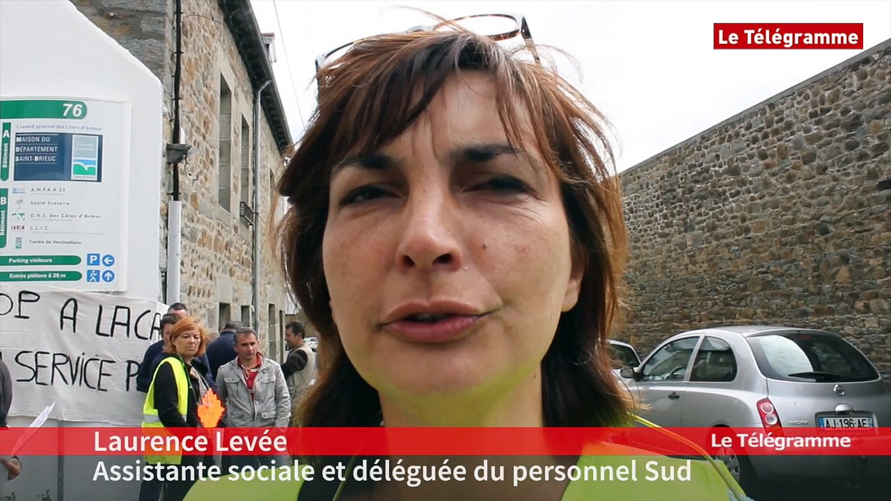 Saint-Brieuc. La Maison du Département bloquée par les grévistes