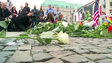 Trotz und Trauer in Berlin nach Orlando-Attentat