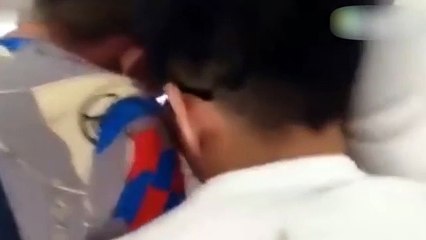 man tries to break into plane's cockpit for a flying lesson