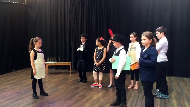 Fresques Juna Mahal Mon petit film sur les magnifiques fresques à l’intérieur du vieux palais qui domine la cité de Dungarpur, Un enchantement.