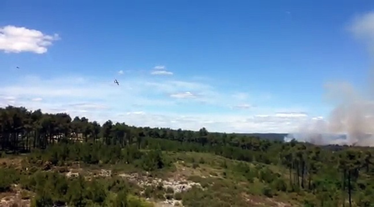 Incendie à Ventabren : sept Canadair et 200 pompiers luttent contre les flammes