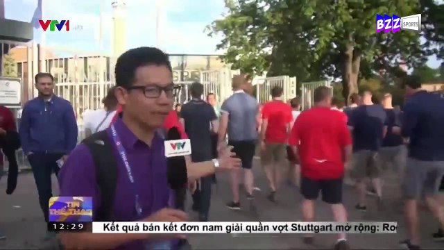 HOOLIGAN England harassed to France . EURO 2106