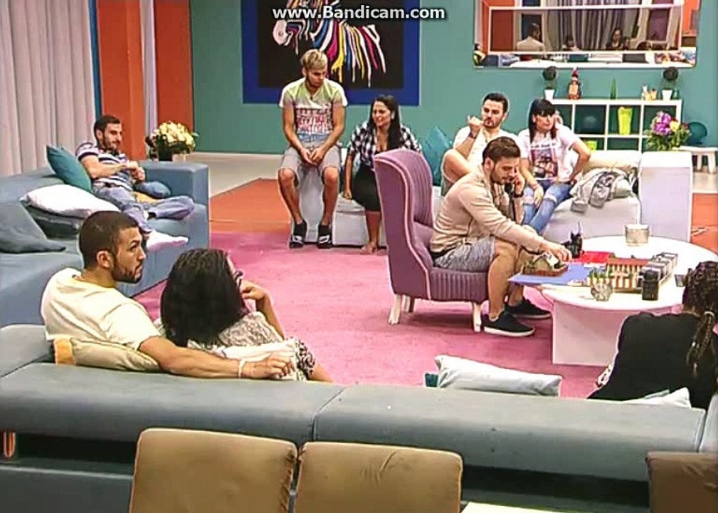 Adriana si Valentin discuta despre ce au vorbit la telefon cu familiile  14.06.2016 mpfm 5