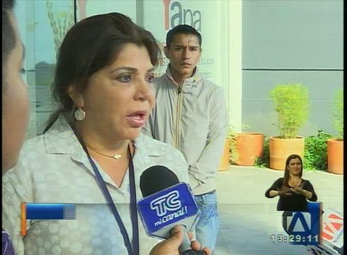 Clientes de Proinco buscan respuestas sobre pólizas y créditos