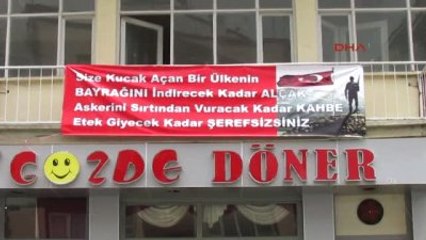 Sandıklı İşyerine Astığı Pankartla Teröre Tepki Gösterdi