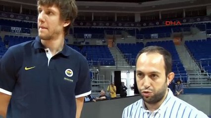 Vesely: "Bunu takımda kesin kalacak oyunculara sorun"