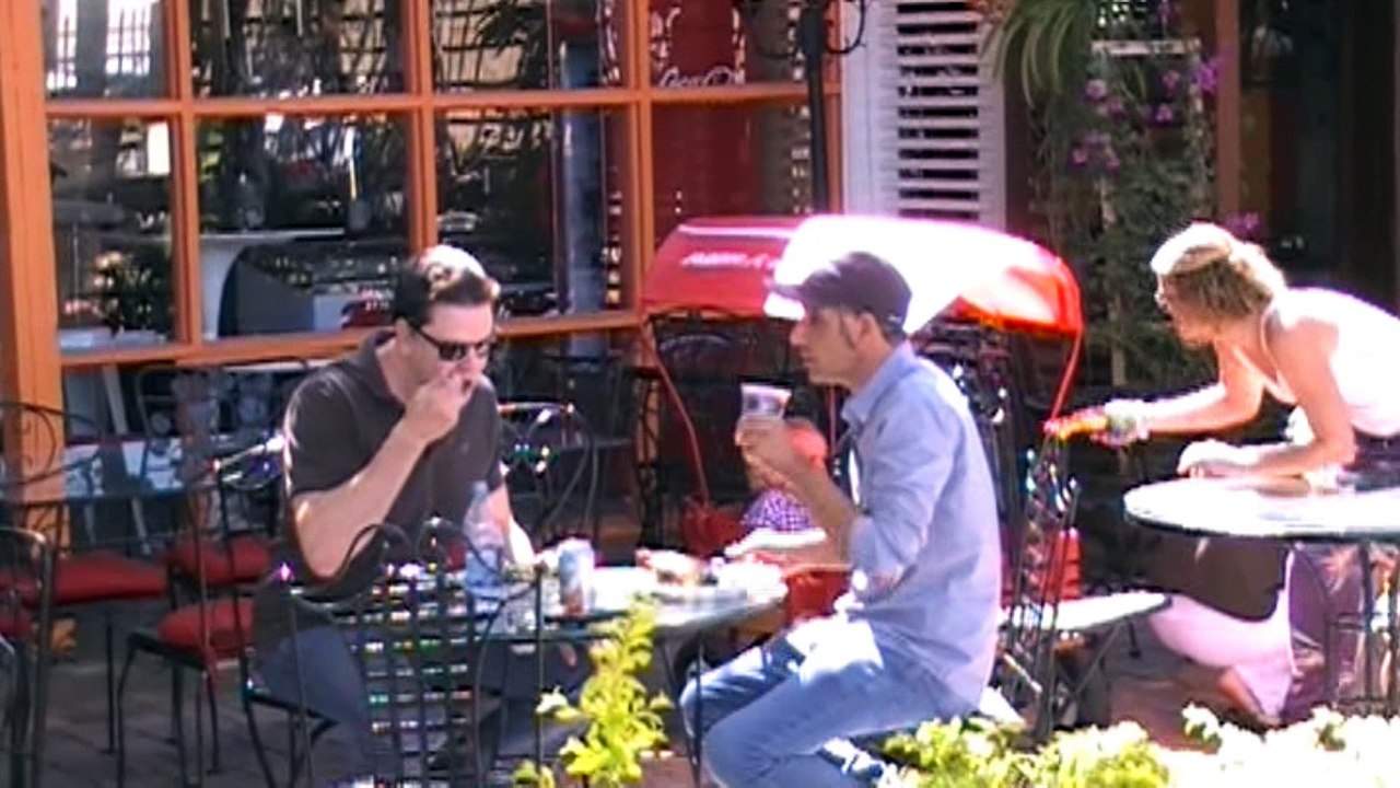 Life @ The Voo La Voo Cafe