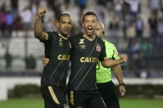 Bola parada resolve e Vasco vence o Náutico em bom jogo em São Januário
