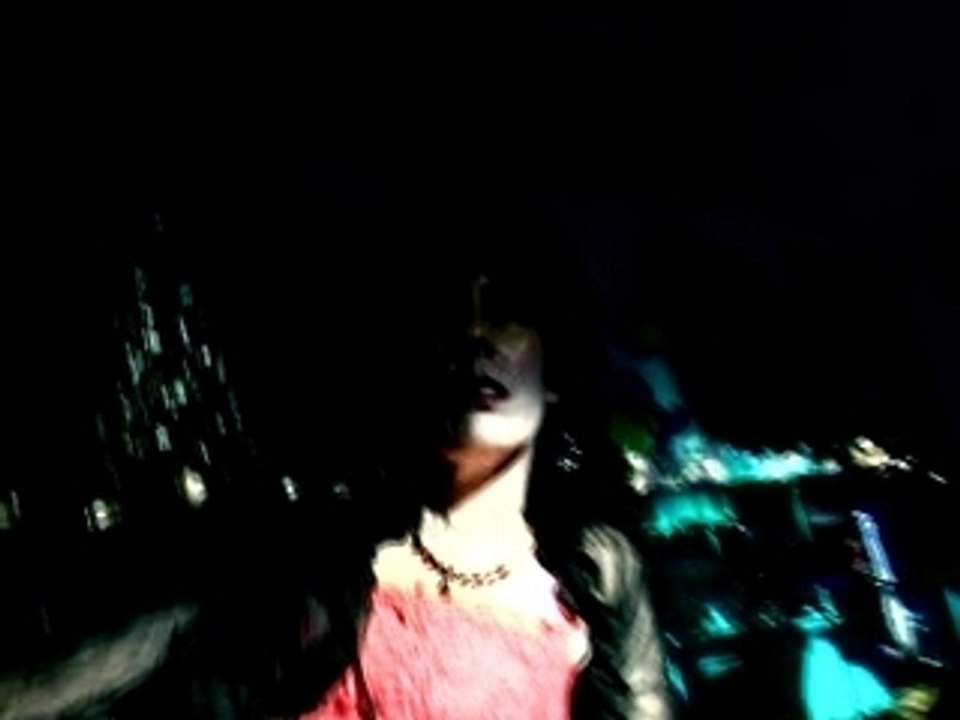 LOLA DICE : Kiss Me On The Limbo