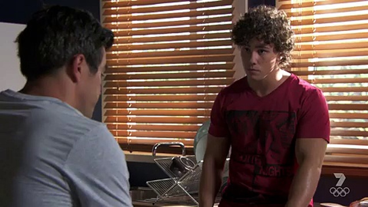 GO AWAY LARA! Justin Lays Down The Law - Home and Away Clips