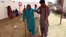Jahangir Tareen Ne Lodhran Main Mazoor Afraad Ko Apne Paon Par Kharra Karna Shiroo Kar Dia