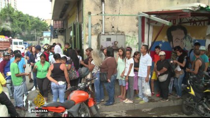 Venezuela installs food distribution system to curb shortages