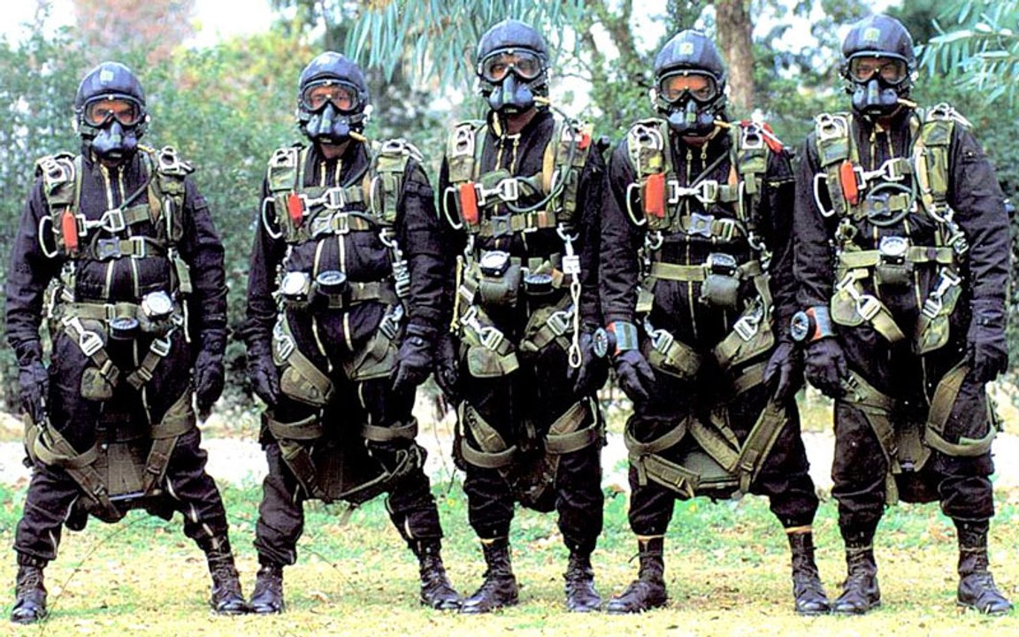 Special Forces Around the World