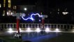 "Sail" Awolnation joué avec des arcs électriques géants... Impressionnant !