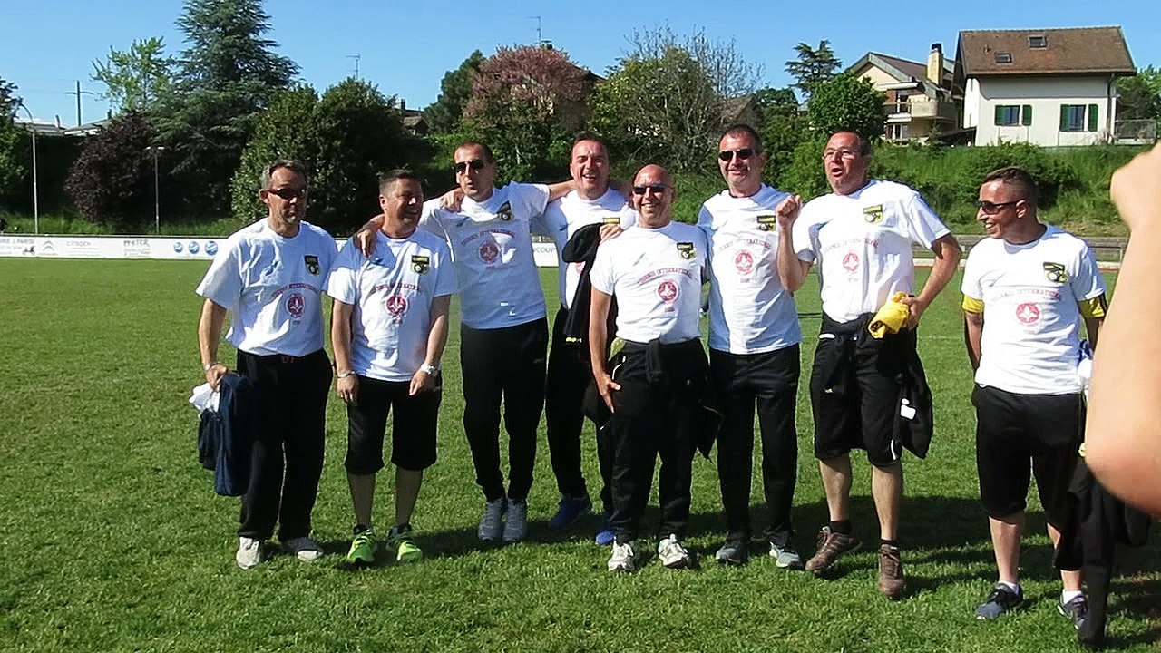Tous les dirigeants et éducateurs après le tournoi en Suisse !!!