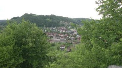 Bosna'nın "Ada Camisi" Manzarasıyla Büyülüyor - Bosanska