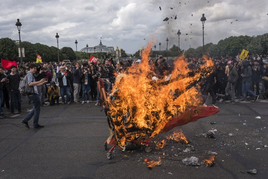 Philippe Bilger - Les fauteurs de troubles, créateurs d'harmonie ?