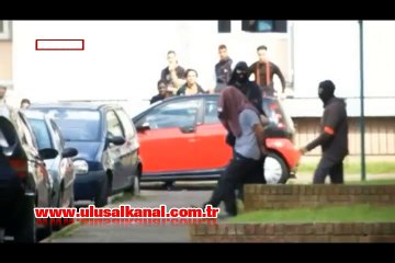 Paris'teki saldırıyla bağlantılı olduğu belirtilen 3 kişi gözaltına alındı