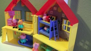 Peppa Pig Playhouse  with Lalaloopsy Fluffy pouncy paws
